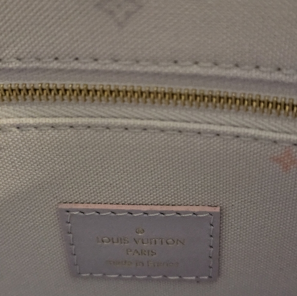 Louis Vuitton Sunrise Pastel OTG PM BNIB - Picture 10 of 13
